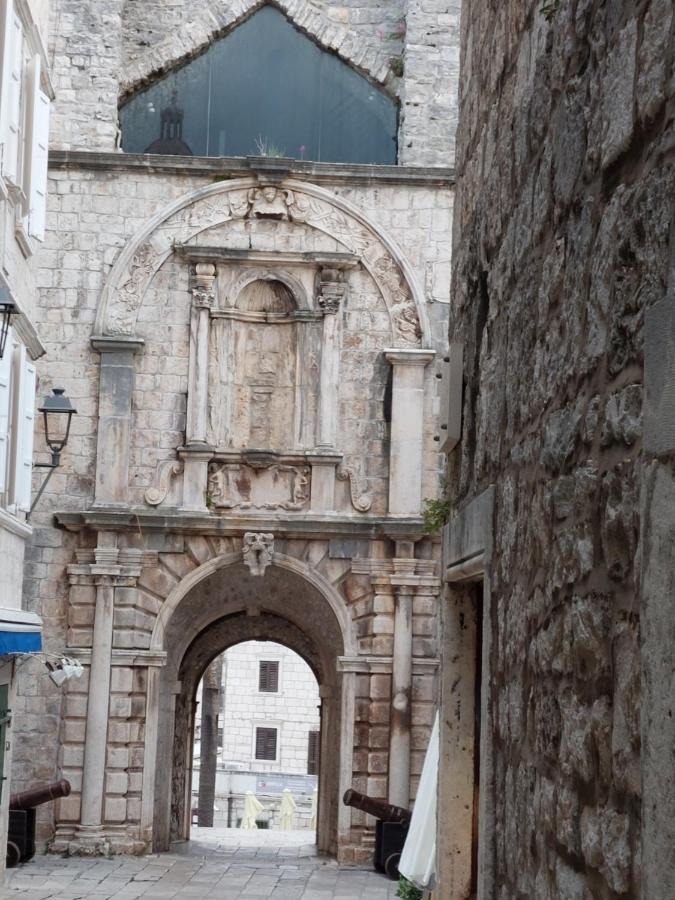 Apartment Pomirenja Korčula Eksteriør billede